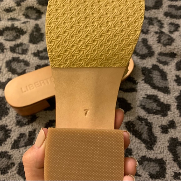 New Liberte Leather Santorini woven mules in Cream Size 7 - Picture 9 of 9